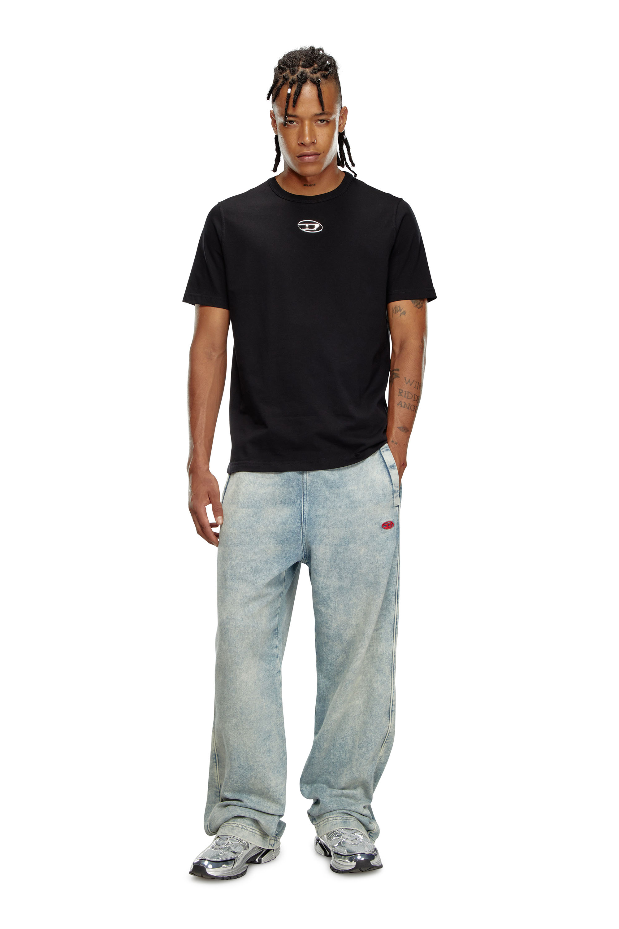 Diesel - T-ADJUST-OD, T-shirt con Oval D metallica Uomo in Nero - 2