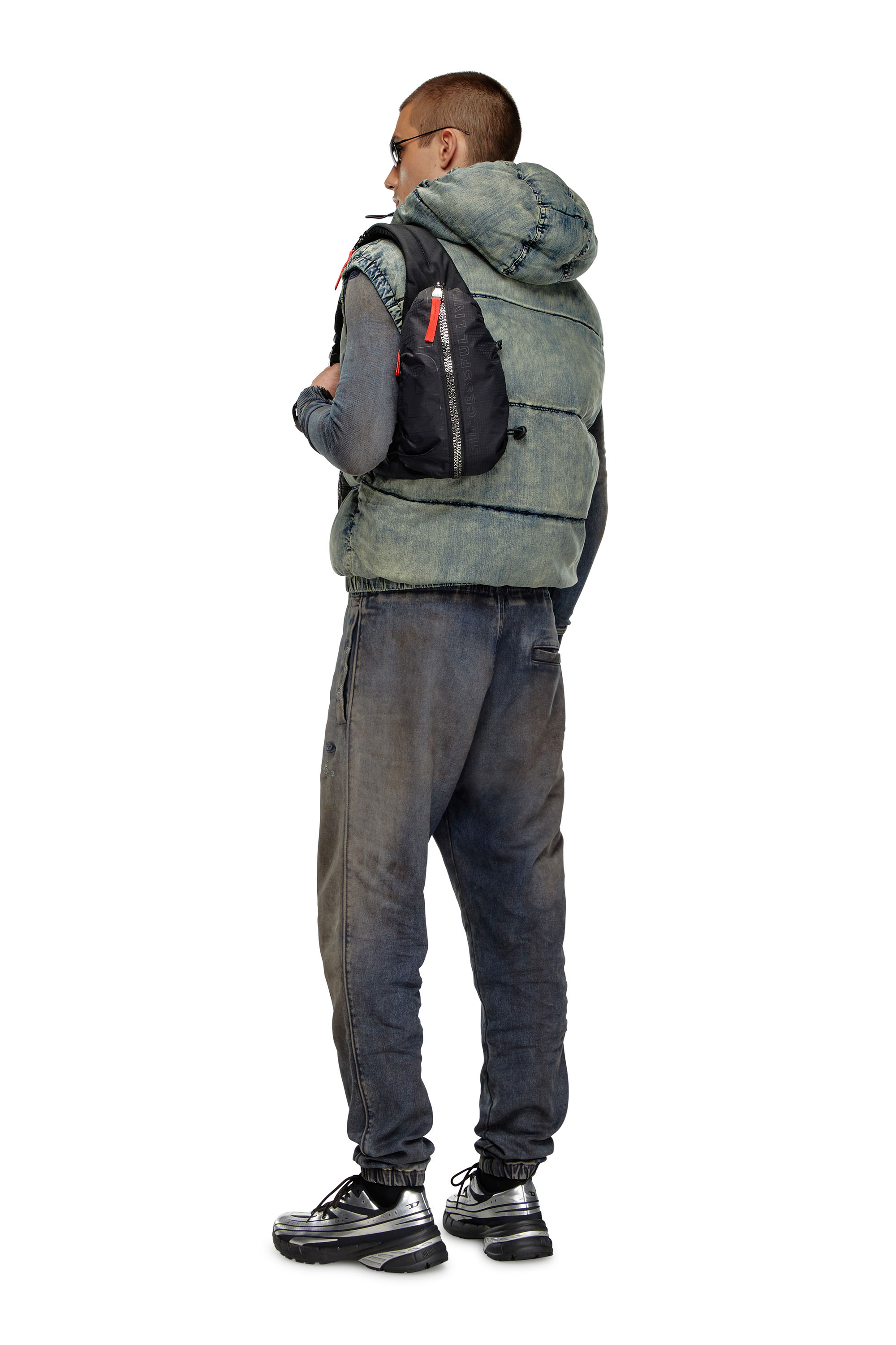 Diesel - ZIP-D CROSSBODY X, Herren Zip-D-Sling-Tasche aus kariertem Jacquard-Shell in Schwarz - 2